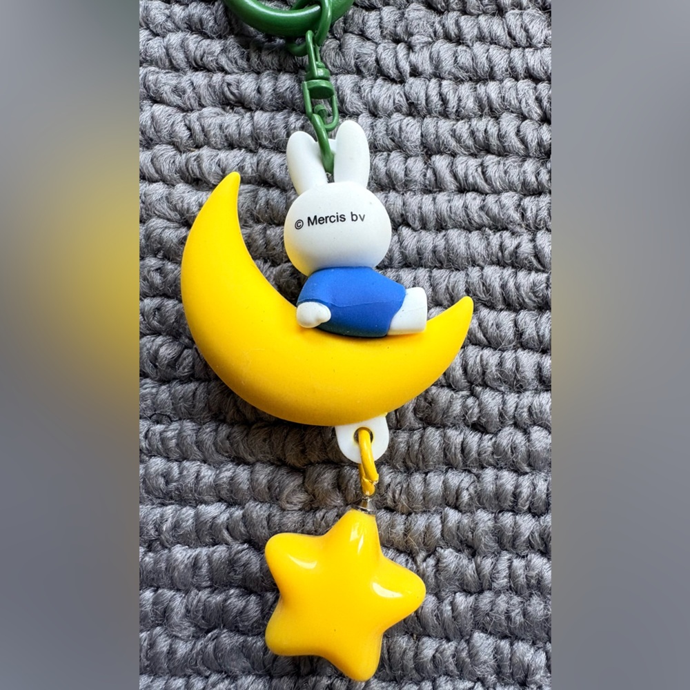 Miffy Keychain - BNWT - Picture 4 of 7